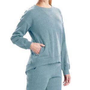 Josie Natori Soft light wieght Zippered-Pocket Top